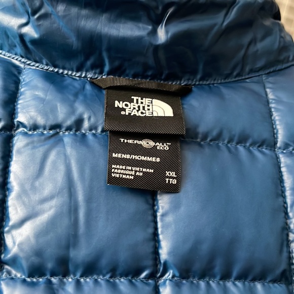 The North Face Thermoball Eco Insulated Quilted Blue Water Resistant Vest XXL - Picture 7 of 8